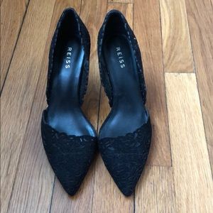 REISS - black pumps sz 39. Worn twice. LIKE NEW